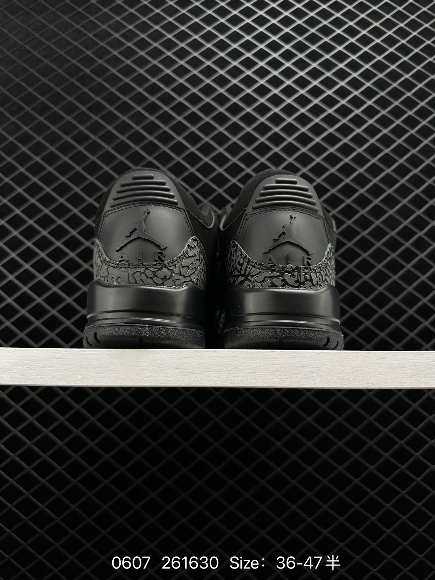 Nike Air Jordan 3 RetroDesert Cement